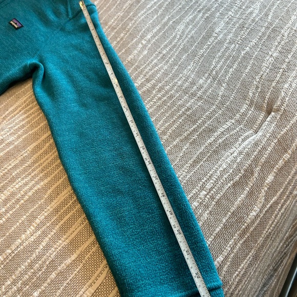 Patagonia Hooded Fleece Zip-up - Picture 13 of 15